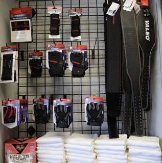 TRAINING ACCESSORIES & GYM ATTIRE